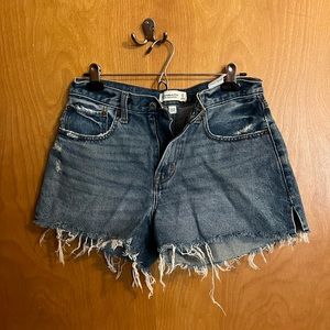 Abercrombie & Fitch distressed denim short
